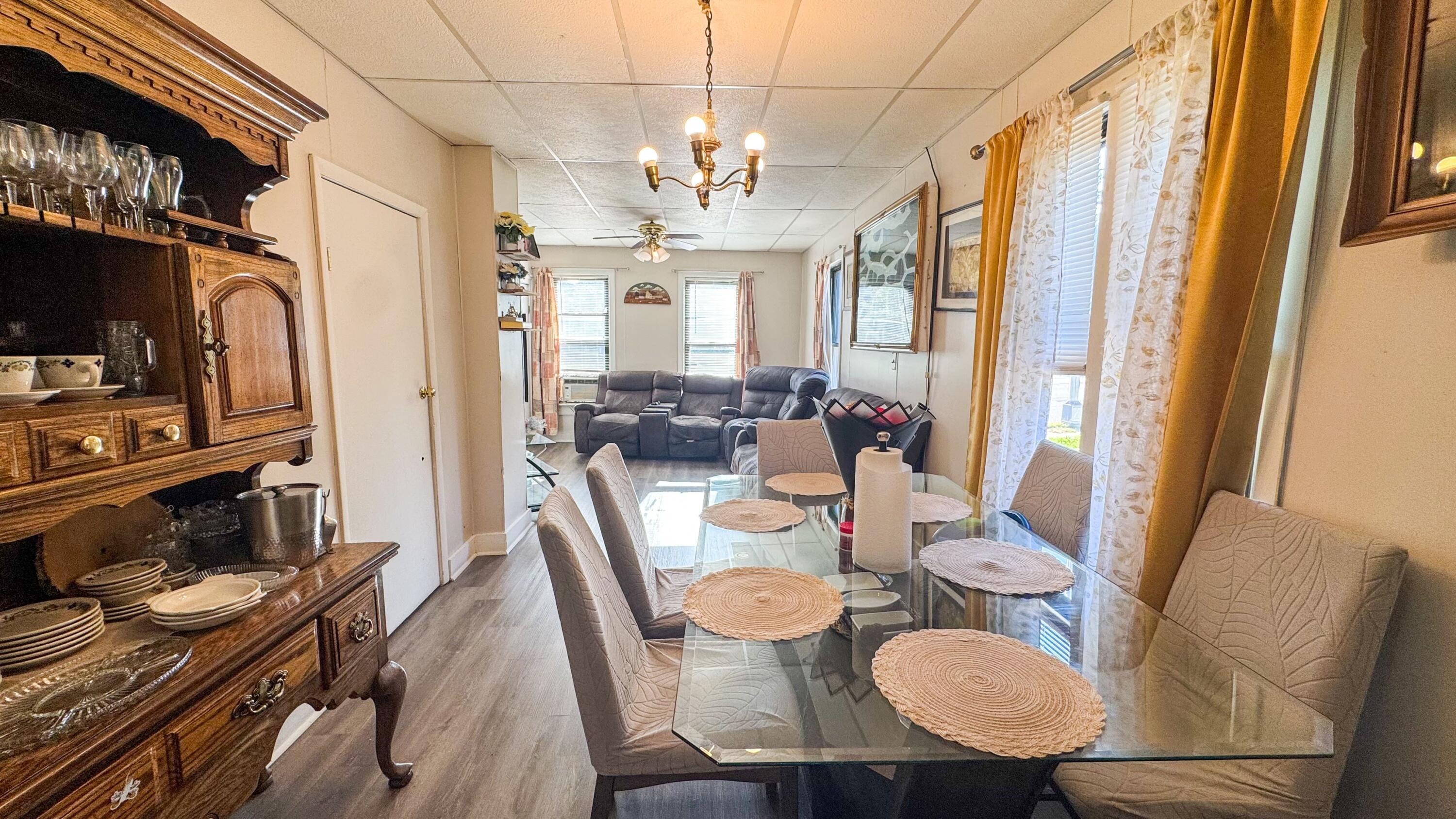 1332 South Memorial Drive Racine, WI 53403 - Photo 8 of 22 Dining Room