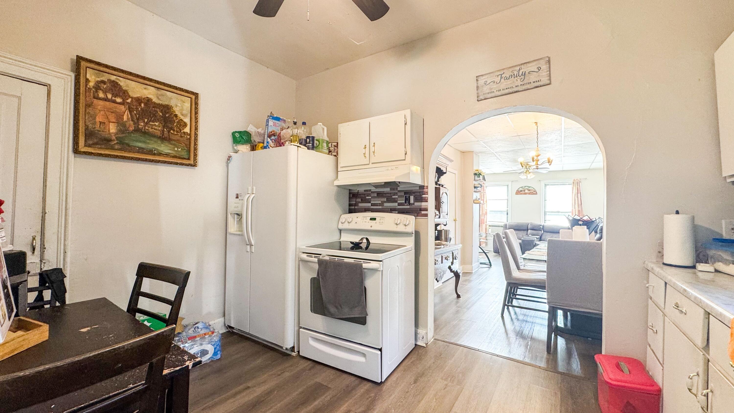 1332 South Memorial Drive Racine, WI 53403 - Photo 10 of 22 Kitchen