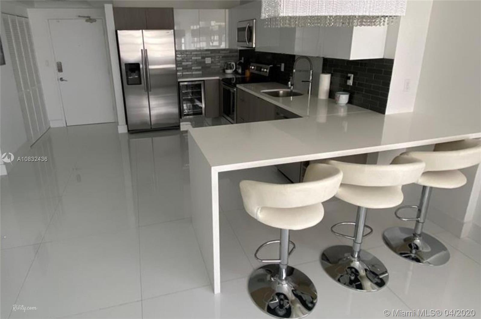 100 Lincoln Road, Unit 614 Miami Beach, FL 33139 - Photo 3 of 13