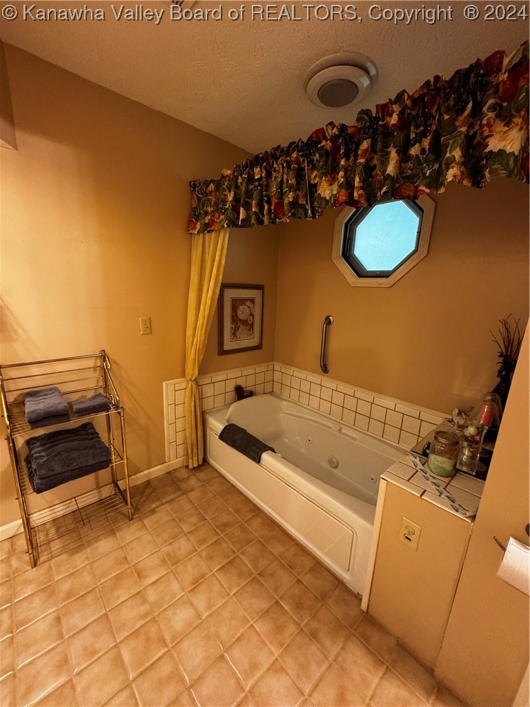 2159 Garrett Fork Road Chapmanville, WV 25508 - Photo 28 of 48 Gallery Image 28