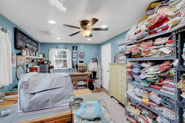 a view of front a house with a yard