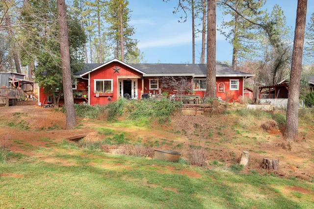 $399,000 | 14872 Vavassuer Way, Brownsville, CA 95919