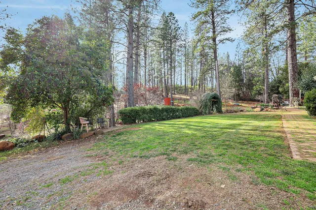 $399,000 | 14872 Vavassuer Way, Brownsville, CA 95919