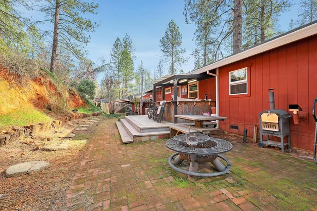 $399,000 | 14872 Vavassuer Way, Brownsville, CA 95919