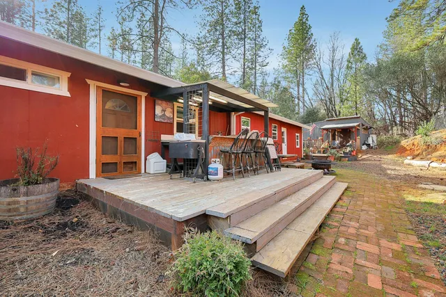 $399,000 | 14872 Vavassuer Way, Brownsville, CA 95919