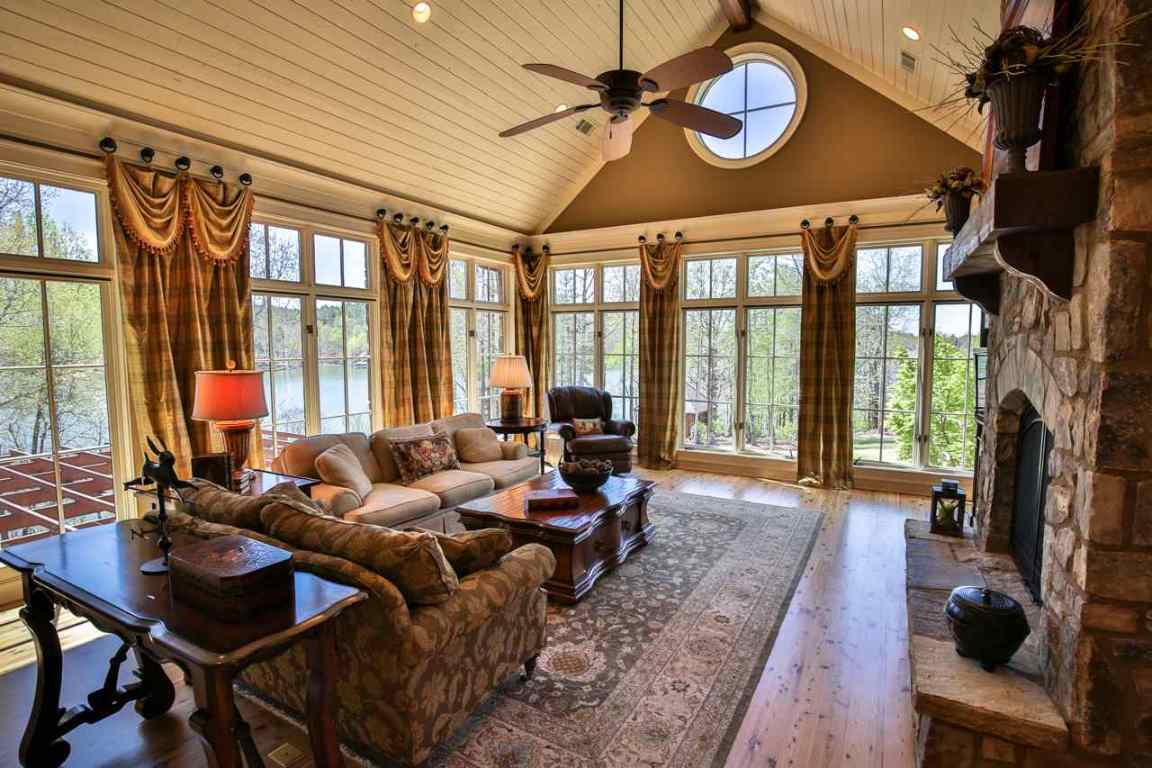 440 Augusta Way Sunset, SC 29685 - Photo 3 of 35 Gallery Image 3