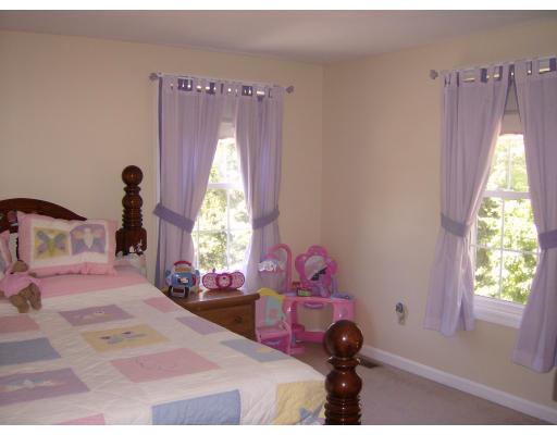 30 Turtle Hill Road Dracut, MA 01826 - Photo 12 of 19 Gallery Image 12