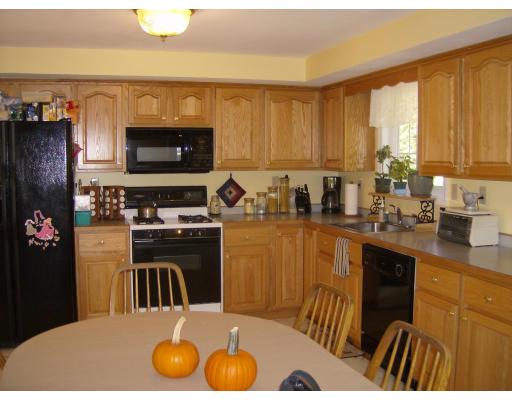 30 Turtle Hill Road Dracut, MA 01826 - Photo 2 of 19 Gallery Image 2