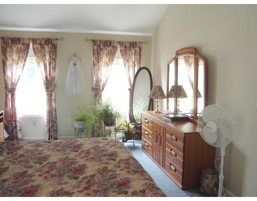 30 Turtle Hill Road Dracut, MA 01826 - Photo 8 of 19 Gallery Image 8