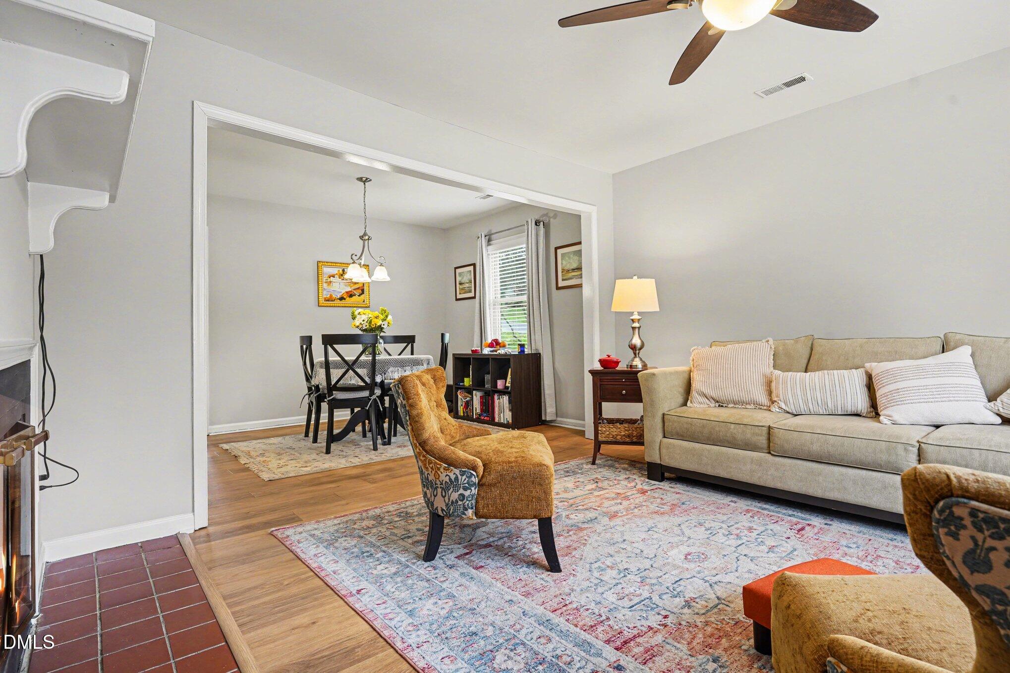 717 Tanglebrook Way Raleigh, NC 27615 - Photo 3 of 31 717 Tanglebrook Way (9)