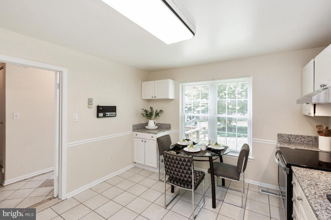 3815 Ferrara Drive Silver Spring, MD 20906 - Photo 5 of 39