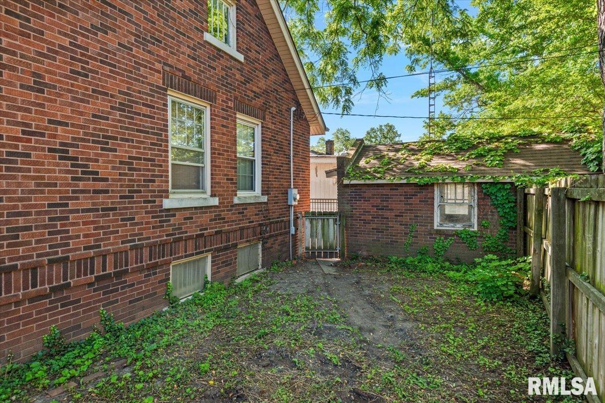 1907 South 5th Street Springfield, IL 62703 - Photo 22 of 24
