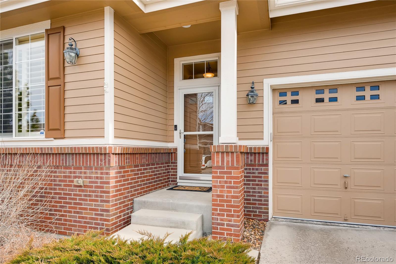 3130 Redhaven Way Highlands Ranch, CO 80126 - Photo 3 of 35 Gallery Image 3