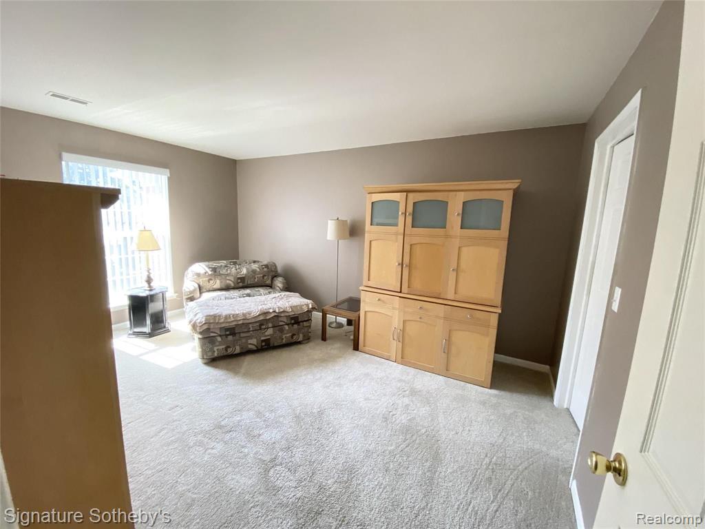 1796 Flagstone Circle Rochester, MI 48307 - Photo 13 of 28 Gallery Image 13