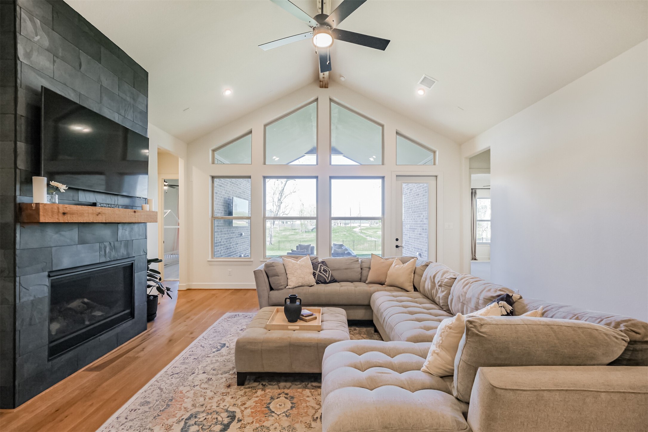 4127 Wooded Isle Way Fulshear, TX 77441 - Photo 6 of 46