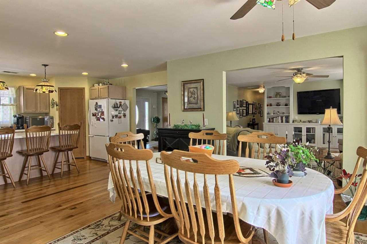 12683 Homestead Road Beulah, MI 49617 - Photo 22 of 37 1796115-21.JPG