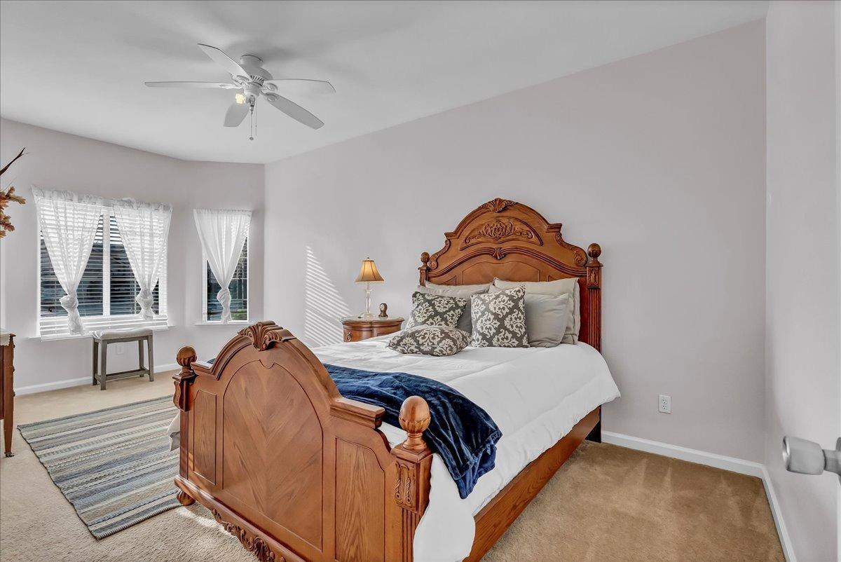 952 Privilege Way Lemoore, CA 93245 - Photo 13 of 23