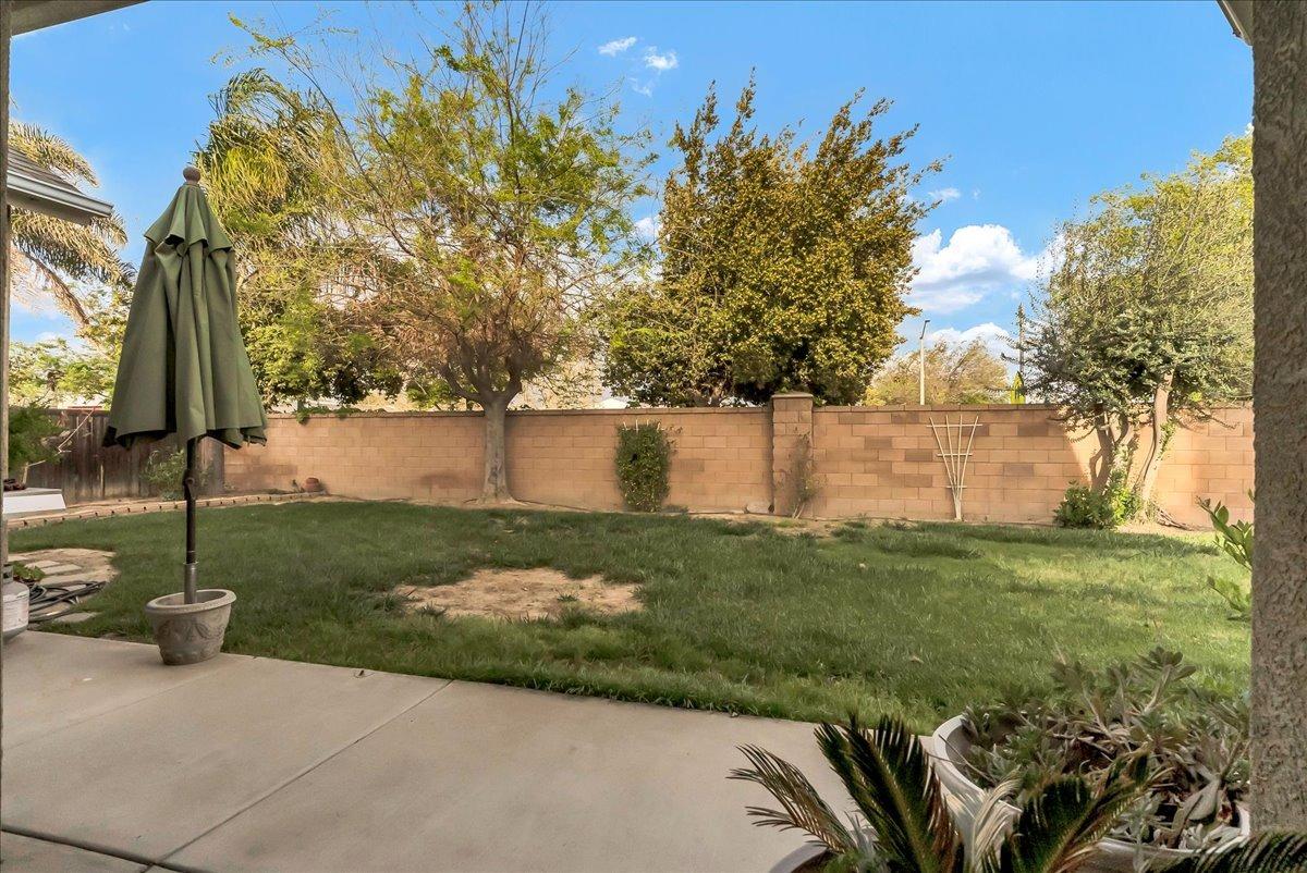 952 Privilege Way Lemoore, CA 93245 - Photo 19 of 23