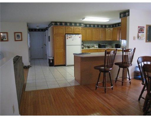 45 Field Road Sidney, ME 04330 - Photo 4 of 21 Kitchen.
