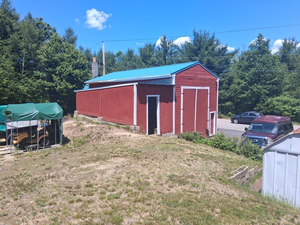 465 Tully Road Orange, MA 01364 - Photo 7 of 20