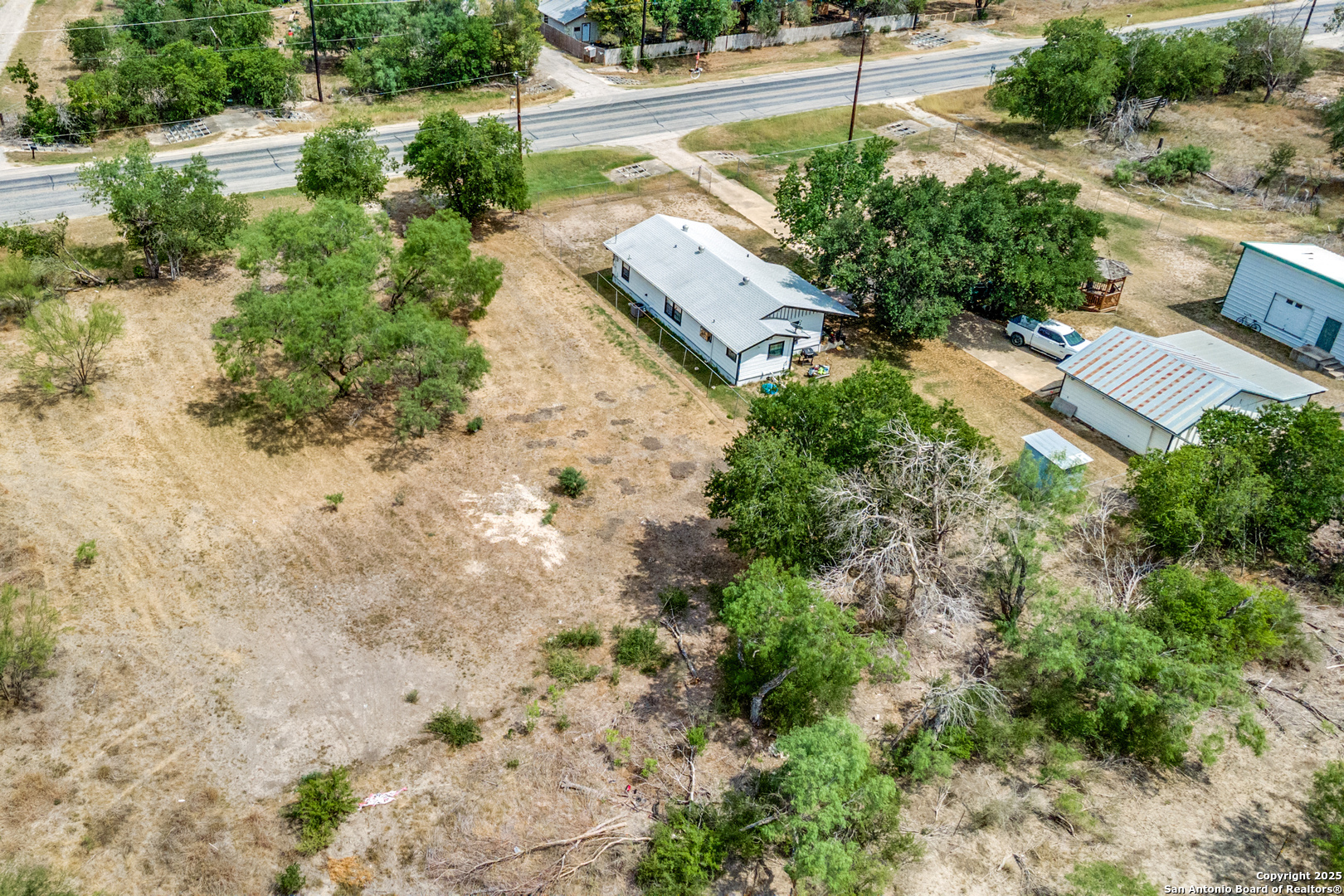13839 Somerset Road Von Ormy, TX 78073 - Photo 10 of 17