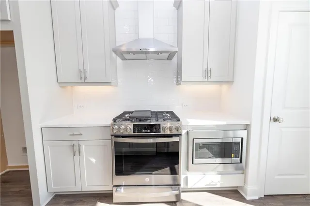 $516,700 | 4247 Millcroft Place, Unit 201, Buford, GA 30518