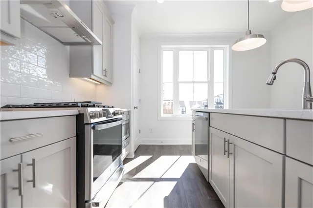 $516,700 | 4247 Millcroft Place, Unit 201, Buford, GA 30518