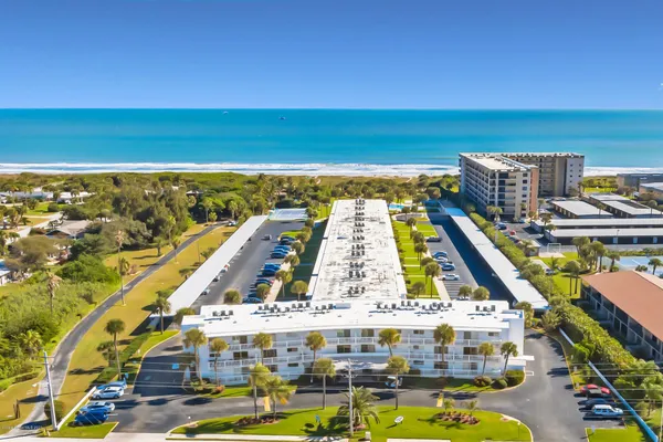 $2,200 | 3190 North Atlantic Avenue, Unit 328, Cocoa Beach, FL 32931