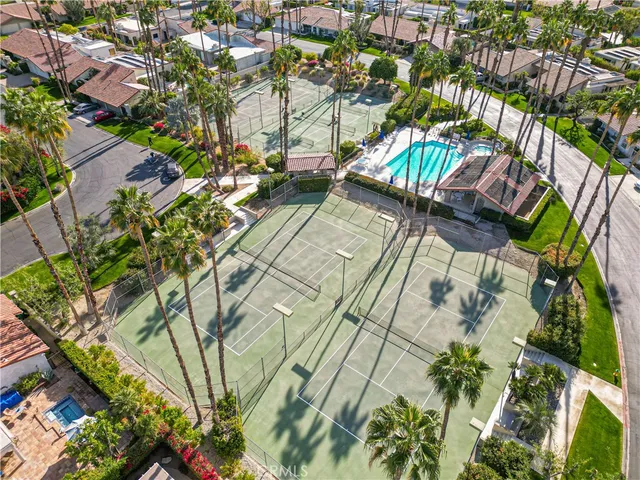 a view of an outdoor space and a yard