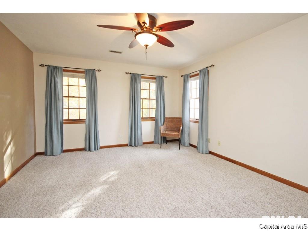 5 Williamsburg Road Sherman, IL 62684 - Photo 21 of 35 Gallery Image 21