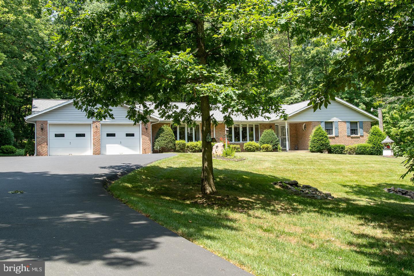 43 Ridgeway Road Birdsboro, PA 19508 - Photo 1 of 32 Gallery Image 1