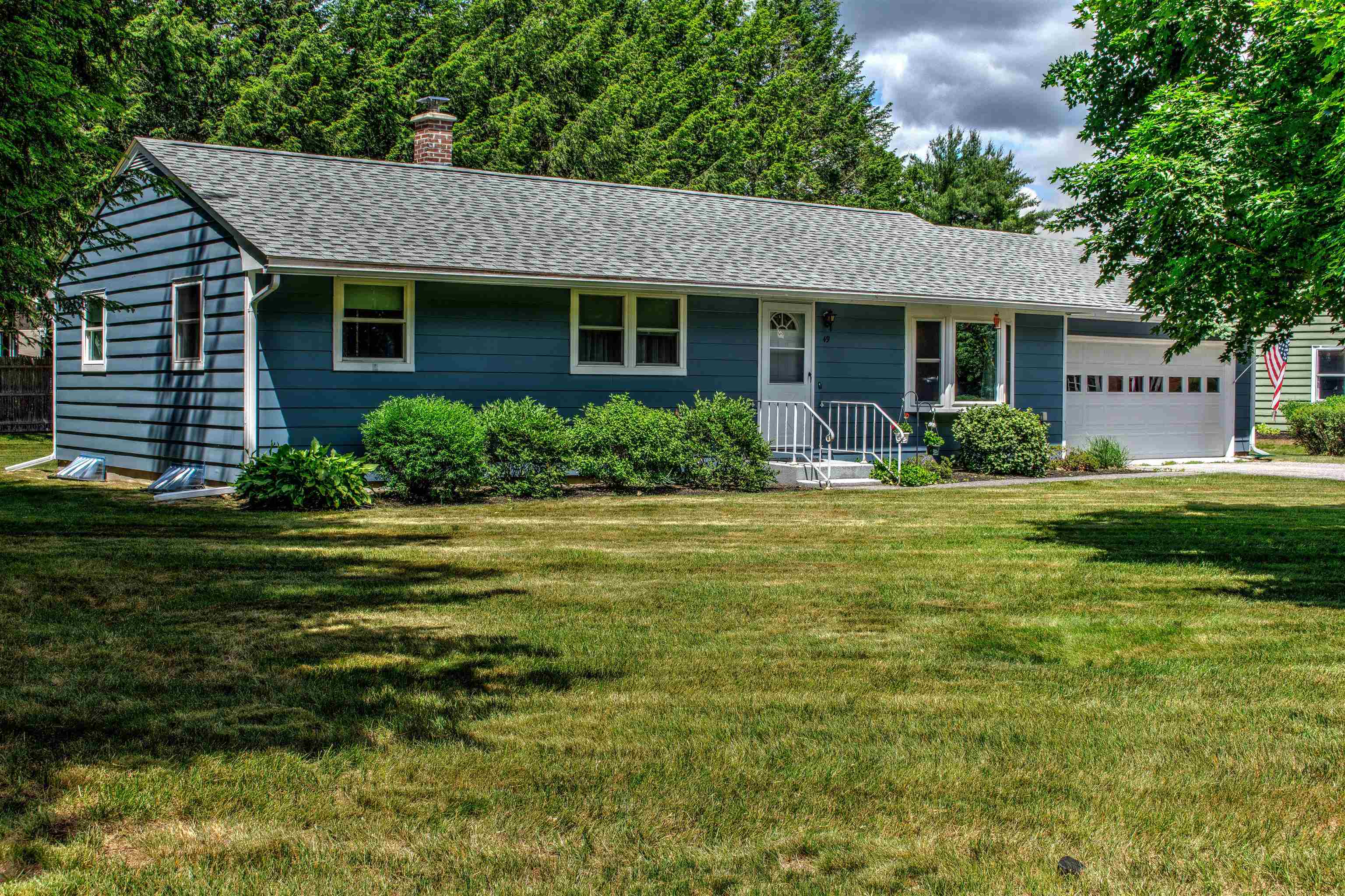 49 Robbins Road Keene, NH 03431 - Photo 1 of 26