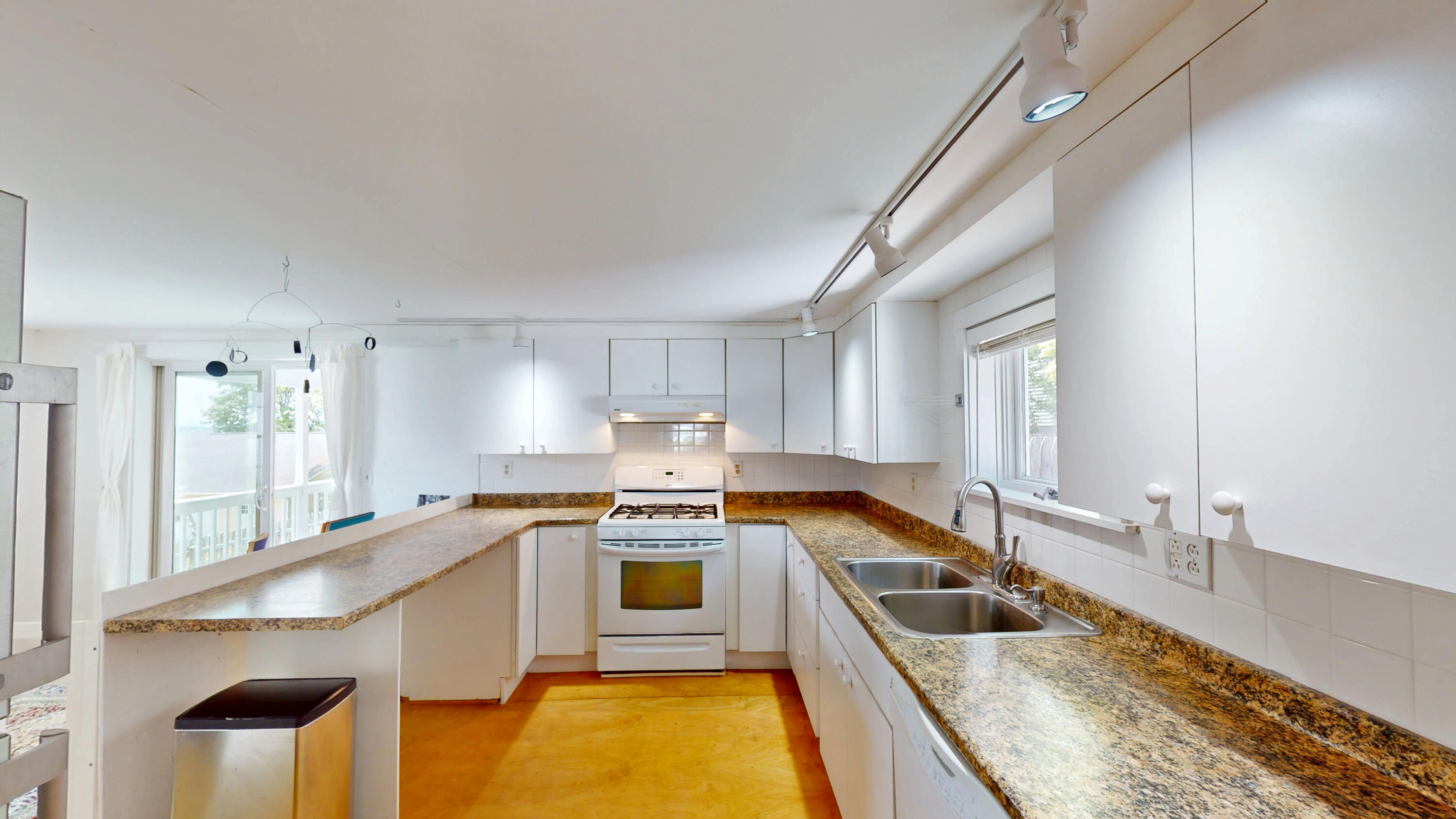 24 Main Street Lubec, ME 04652 - Photo 5 of 29 Kitchen6