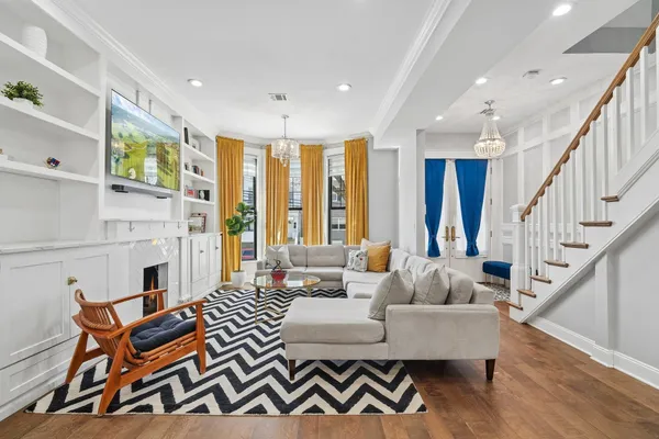 $1,895,000 | 20 Elizabeth Street, Jersey City, NJ 07306