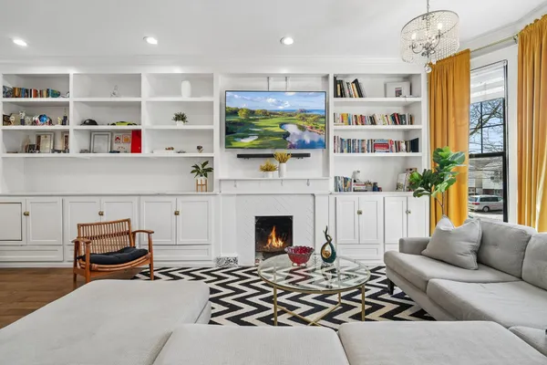 $1,895,000 | 20 Elizabeth Street, Jersey City, NJ 07306