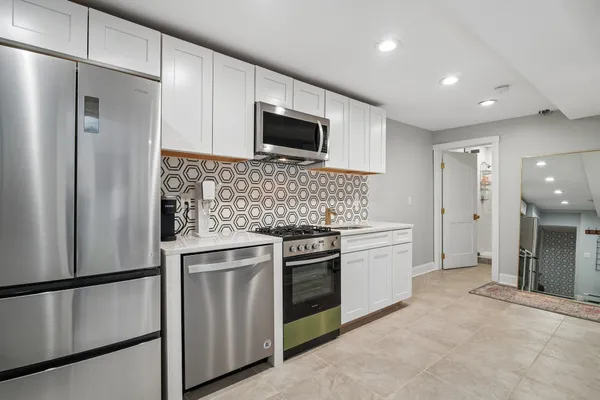 $1,895,000 | 20 Elizabeth Street, Jersey City, NJ 07306