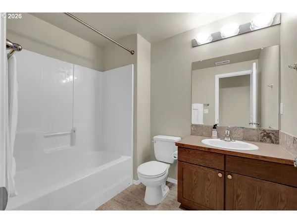 $497,500 | 654 North Garden Way, Eugene, OR 97401