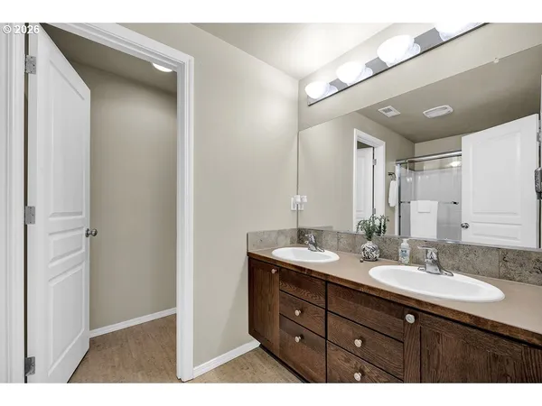 $497,500 | 654 North Garden Way, Eugene, OR 97401