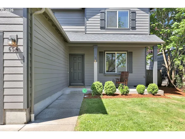 $497,500 | 654 North Garden Way, Eugene, OR 97401