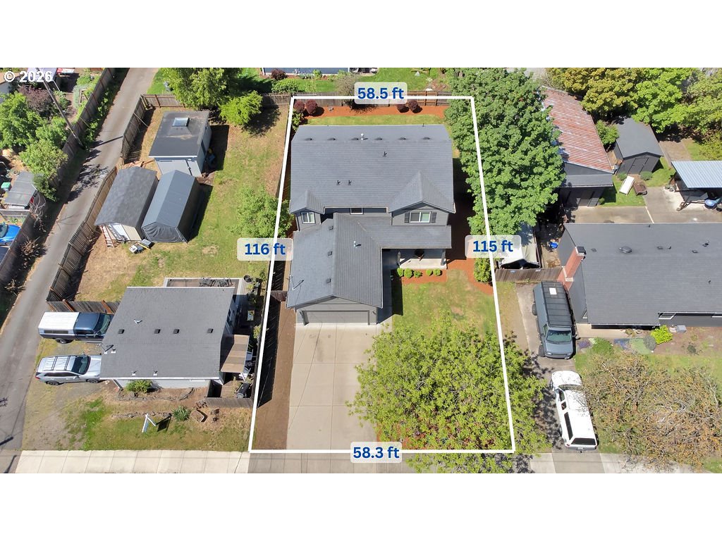 654 North Garden Way Eugene, OR 97401 - Photo 41 of 47 an aerial view of multiple houses