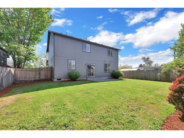 $497,500 | 654 North Garden Way, Eugene, OR 97401