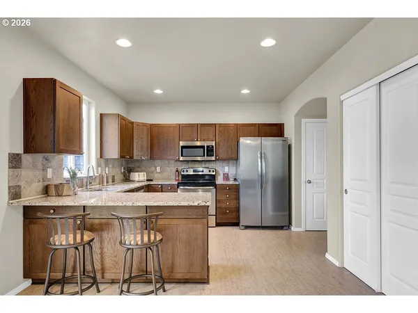 $497,500 | 654 North Garden Way, Eugene, OR 97401