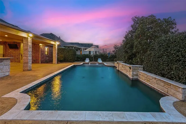 $999,999 | 3316 Fairway Drive, Denton, TX 76226