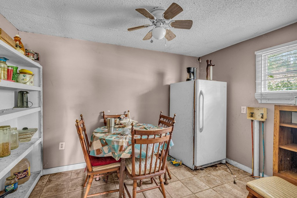 805 Howe Street McComb, MS 39648 - Photo 8 of 23 Photo 8