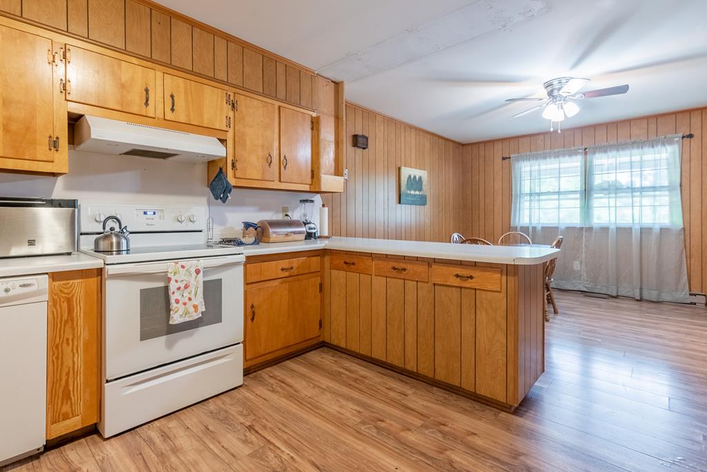 644 Daniels Run Road Northeast Check, VA 24072 - Photo 34 of 75 Gallery Image 34