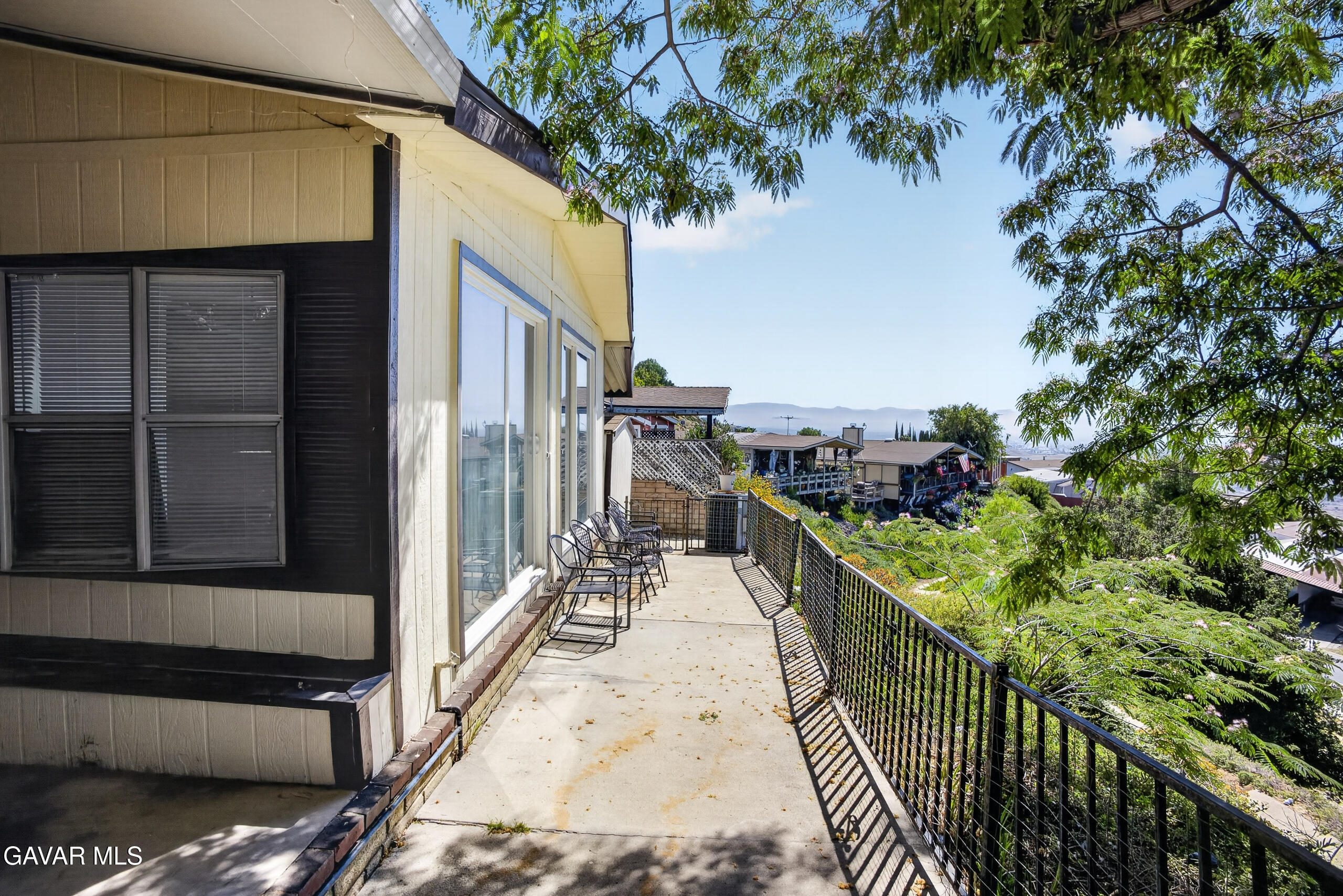 24303 Woolsey Canyon Road Canoga Park, CA 91304 - Photo 4 of 40 DSC_4801