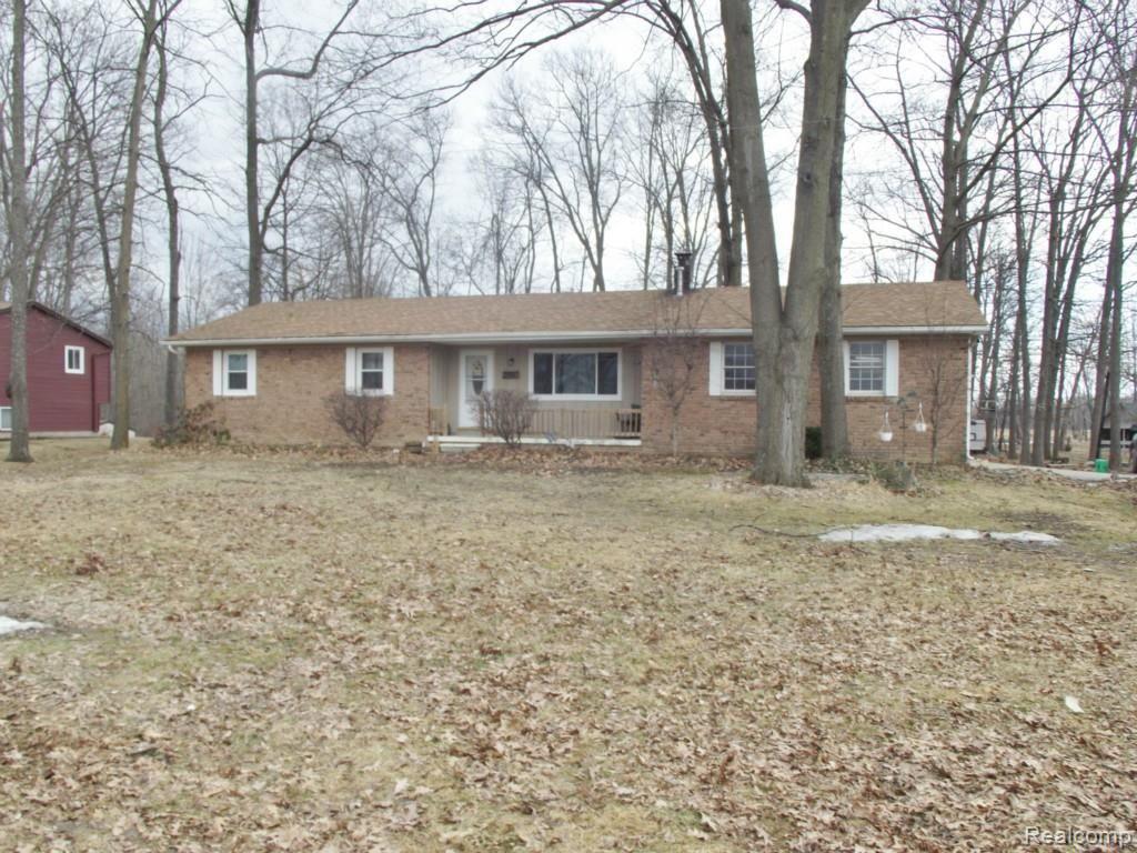 7555 West Allen Road Fowlerville, MI 48836 - Photo 1 of 9 DSCF2842.jpg
