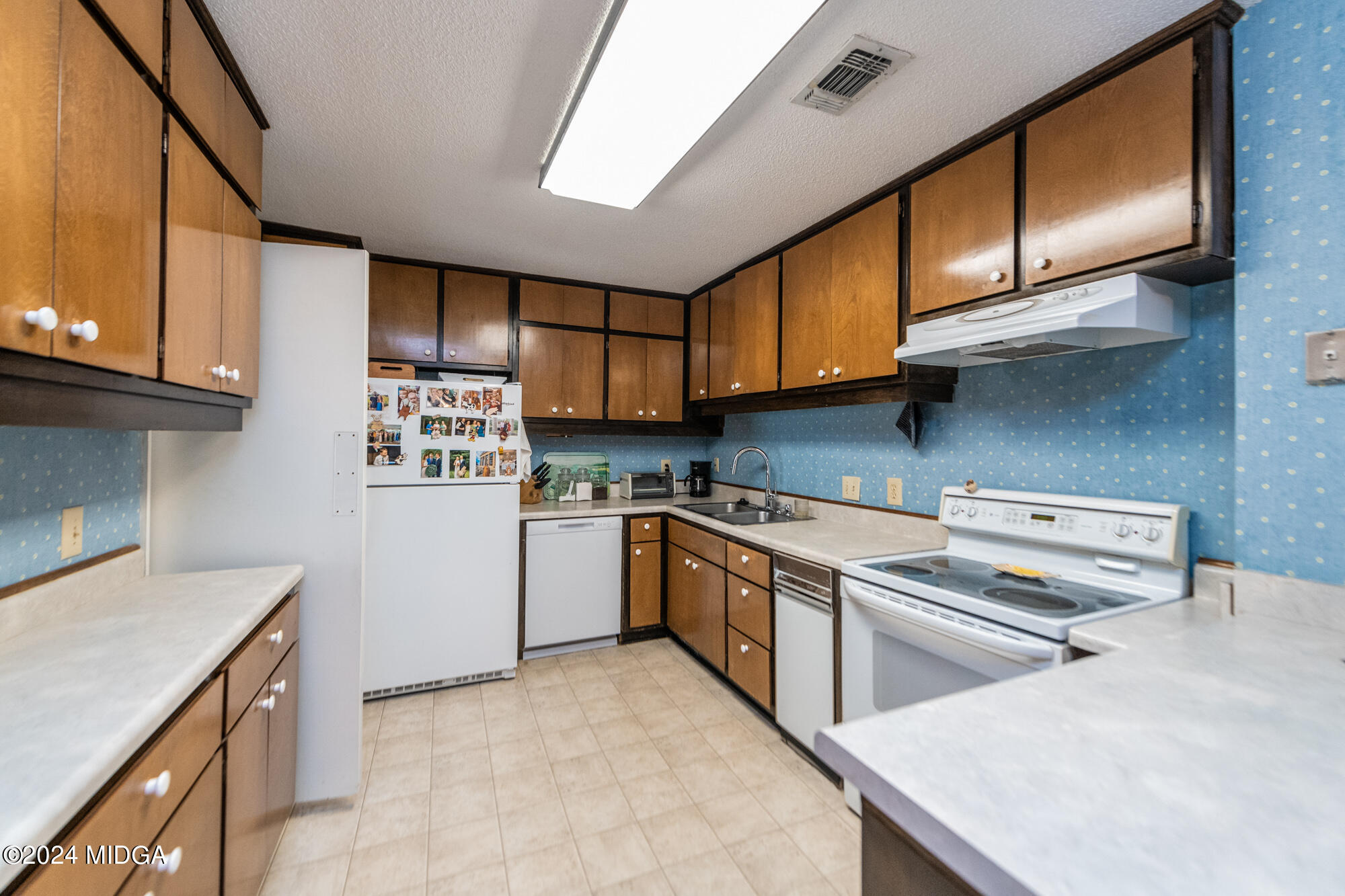 580 High Point N Road Macon, GA 31210 - Photo 13 of 36 Photo 13 - Kitchen