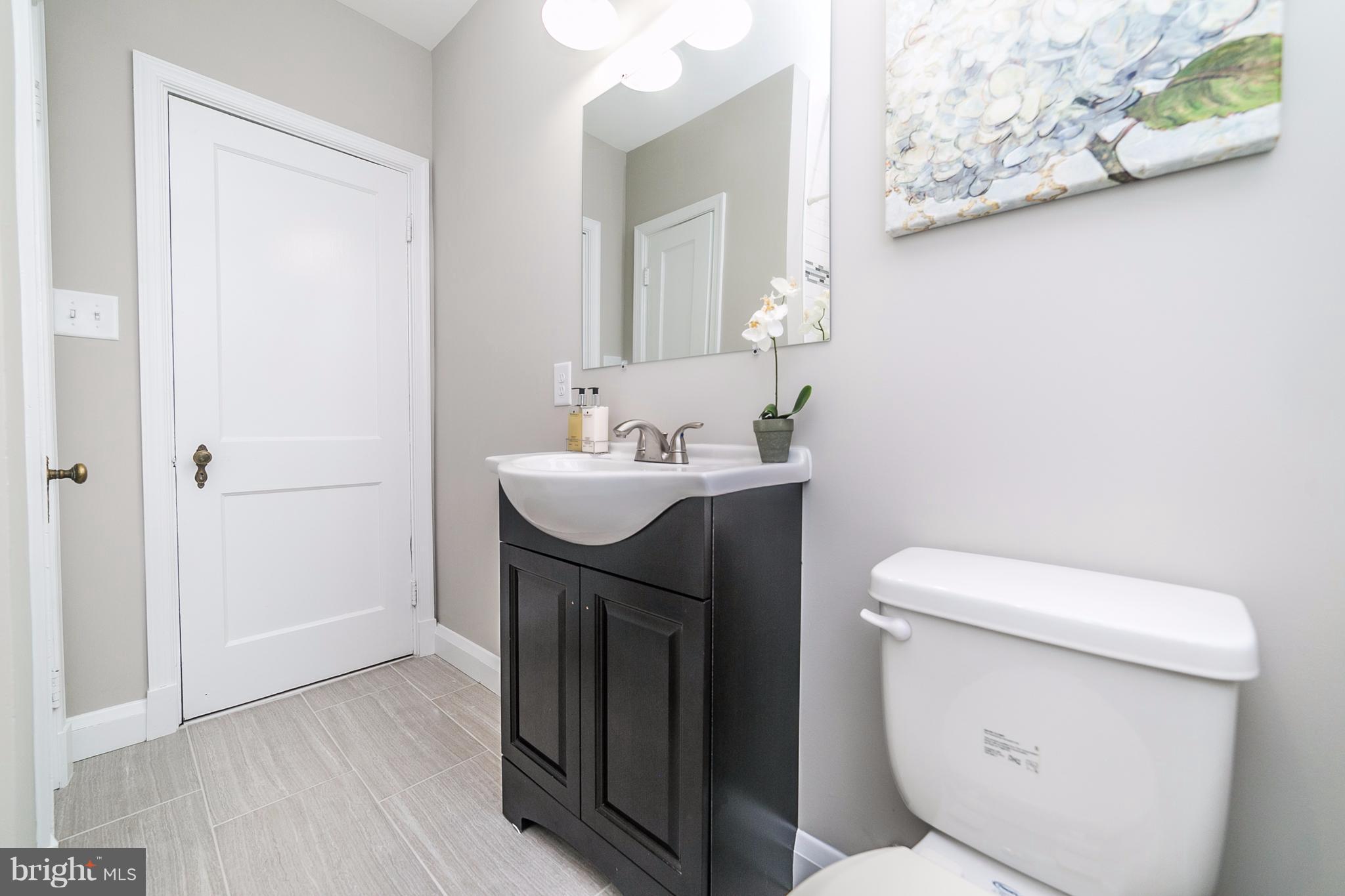 1611 Shadyside Road Baltimore, MD 21218 - Photo 24 of 30 Bath