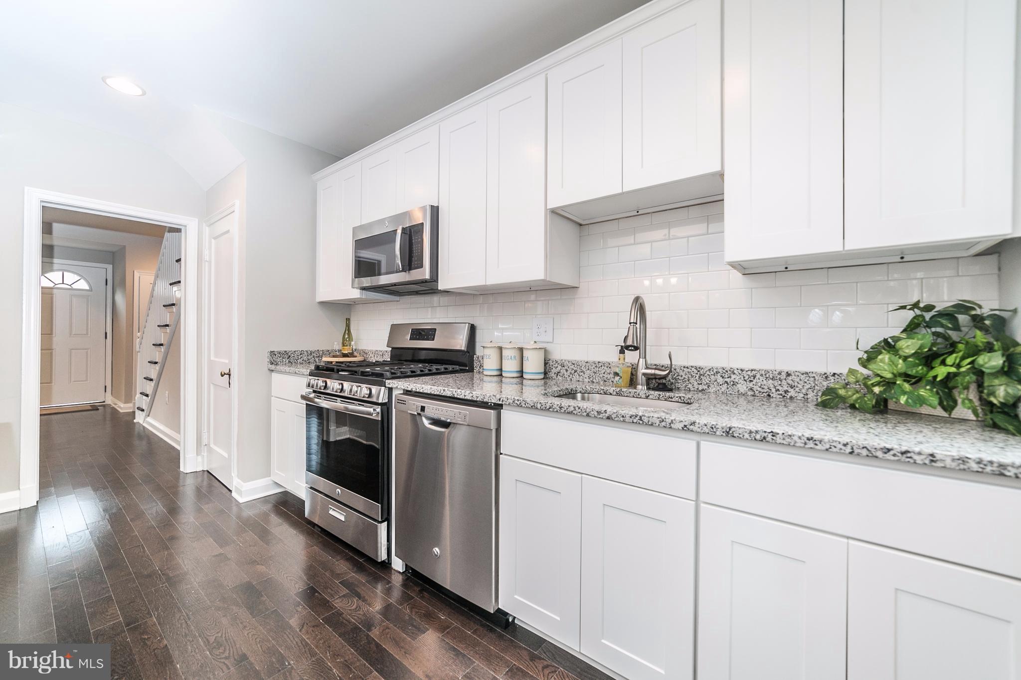 1611 Shadyside Road Baltimore, MD 21218 - Photo 10 of 30 Kitchen